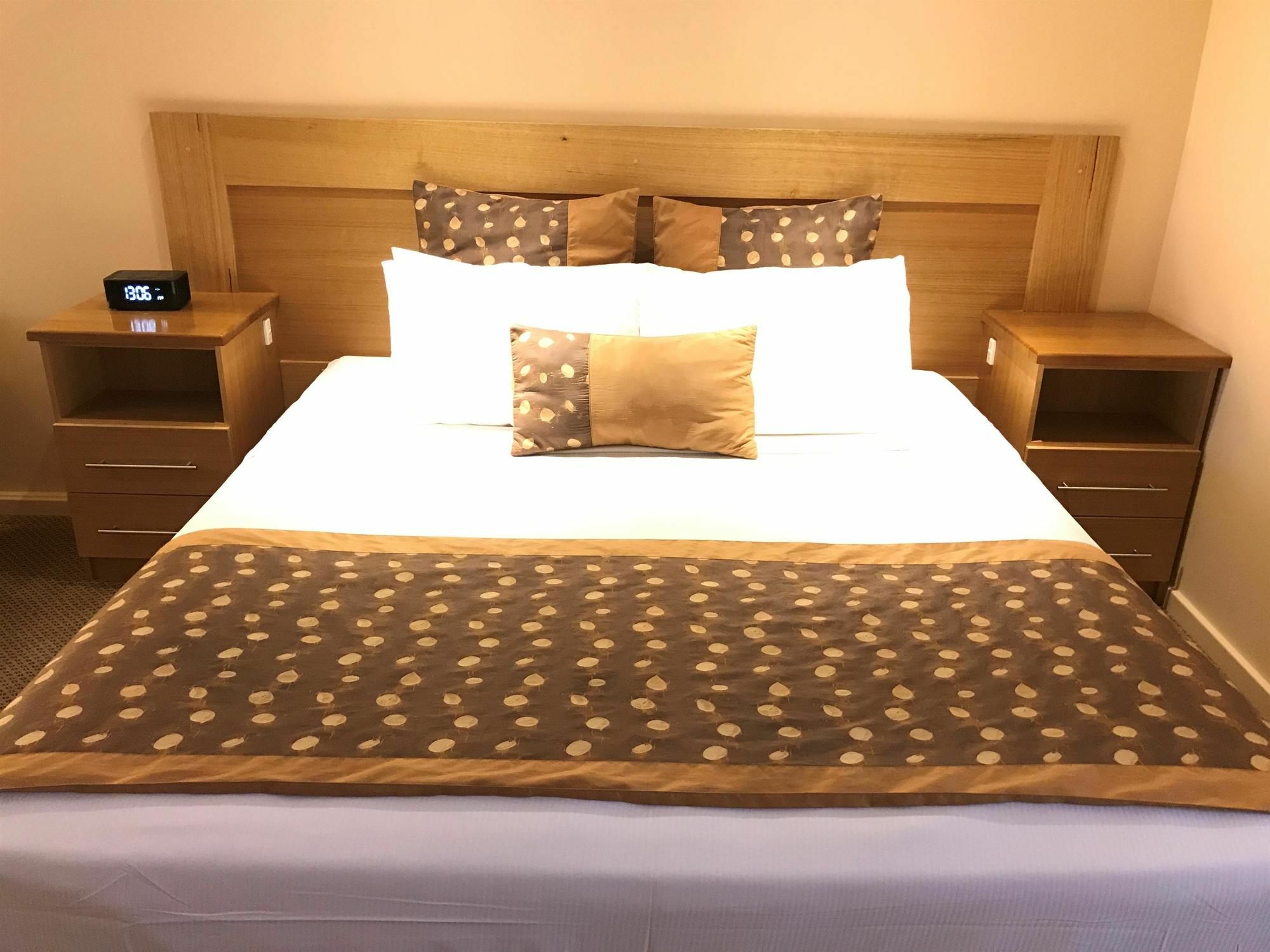 Sunseeker Motor Inn Батманс-Бей Екстер'єр фото